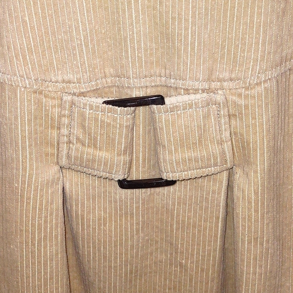 ✨Host Pick✨ Women's Corduroy Tan Jacket - Picture 10 of 13